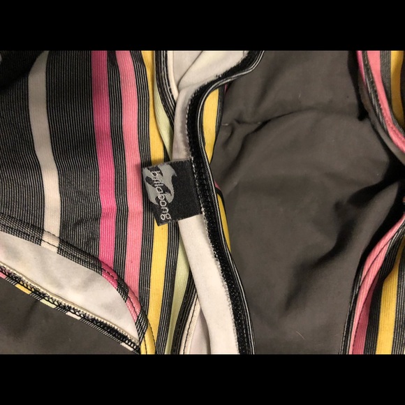 Billabong bikini - Picture 3 of 3